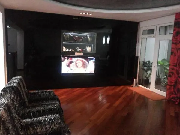 Kosmos Apartment Baku Azerbaijan